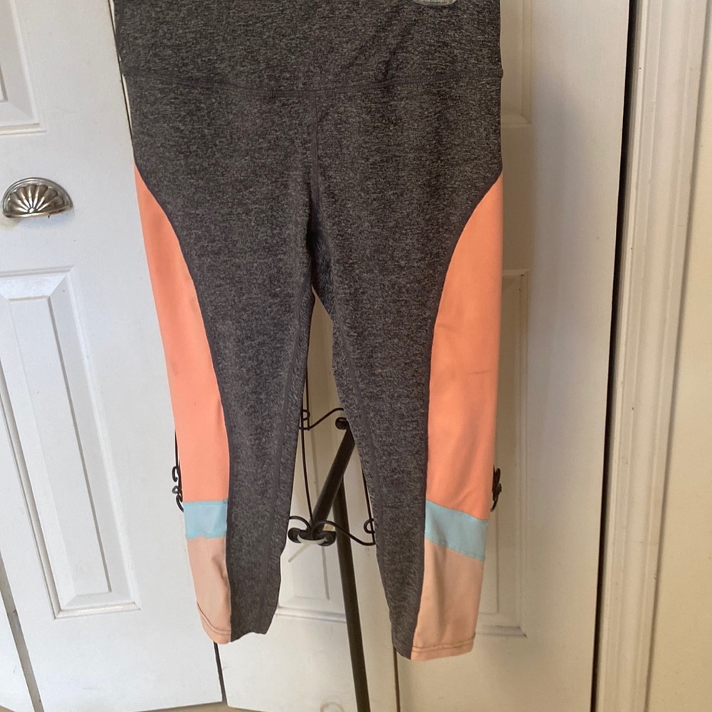 PRO player size small exercise pants. All items $8 or less ARE BOGO free. Bundle